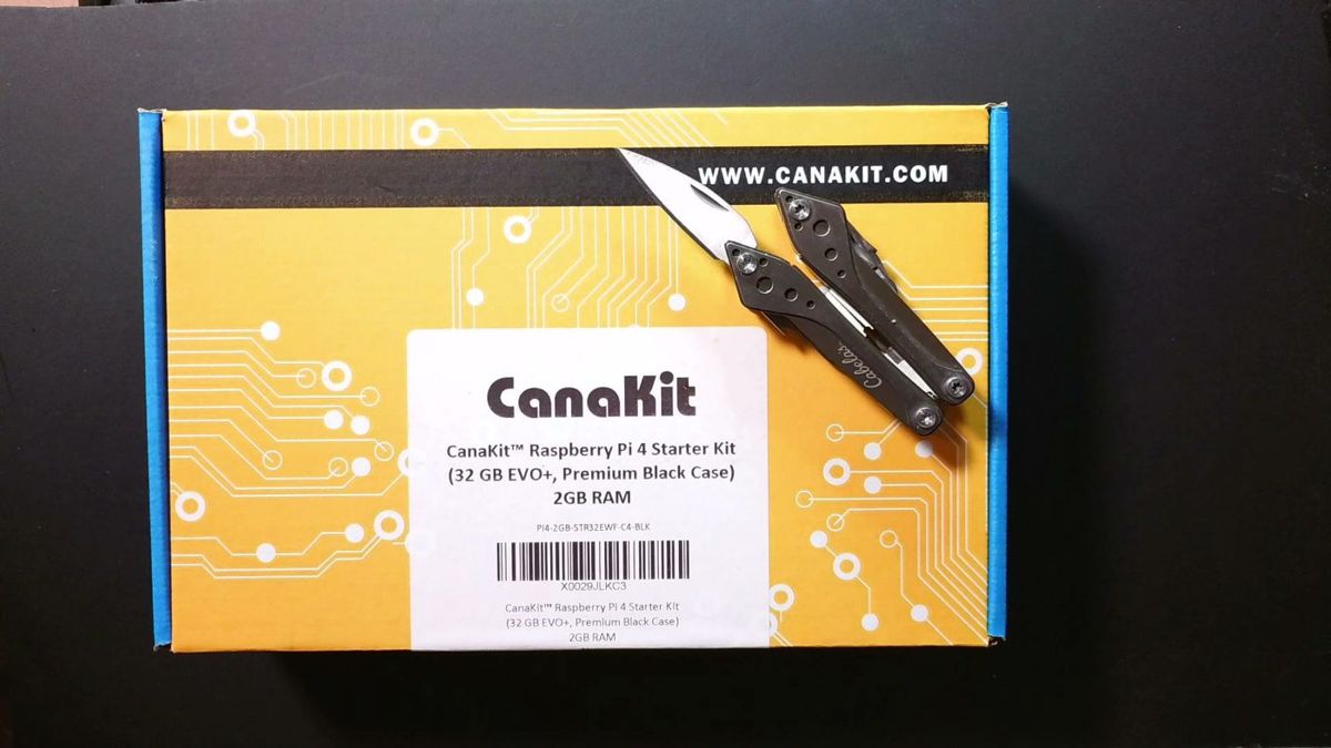 CanaKit Raspberry Pi 4 starter kit box
